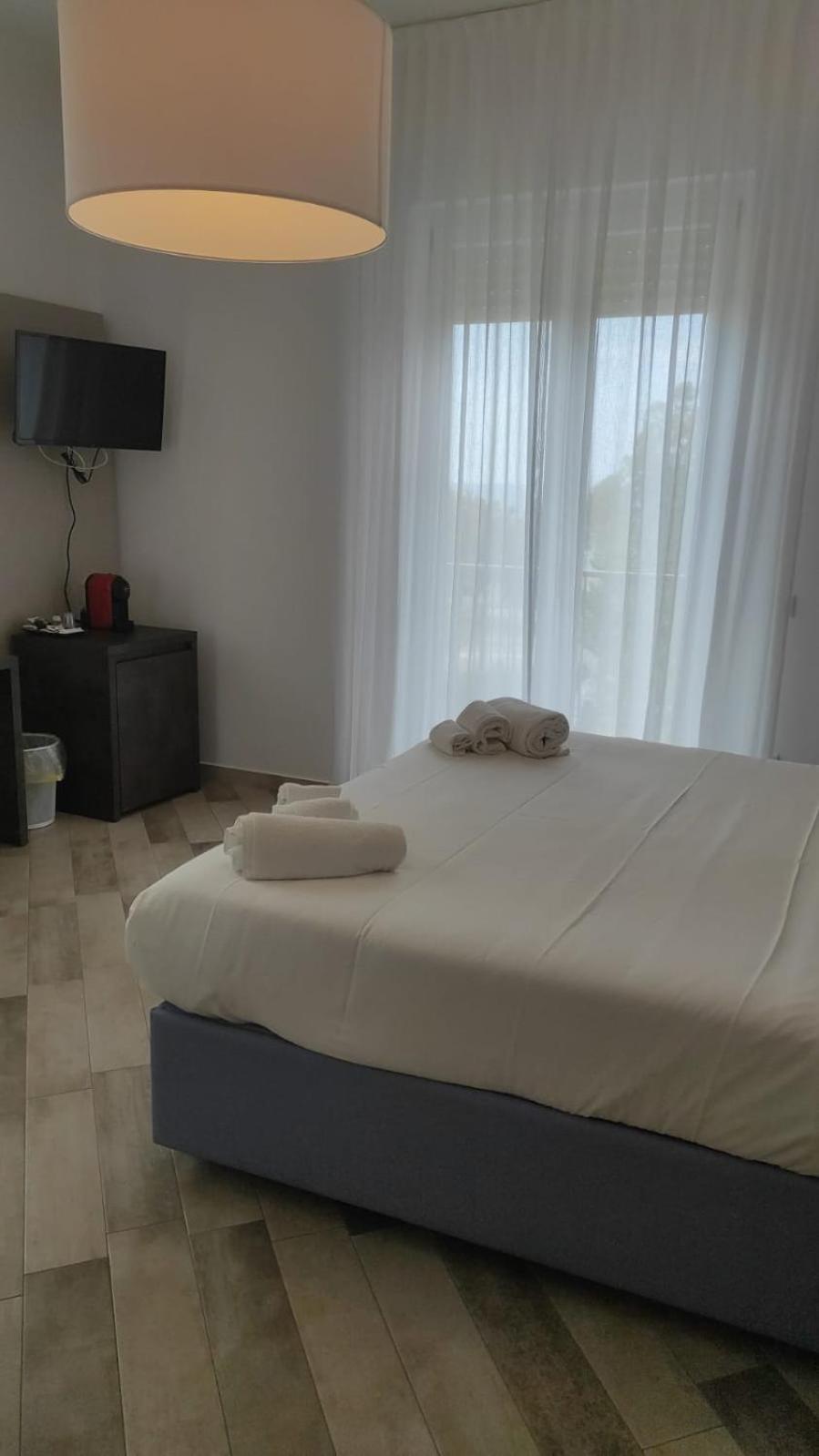 La Perla Del Tirreno Guest House Sapri Luaran gambar